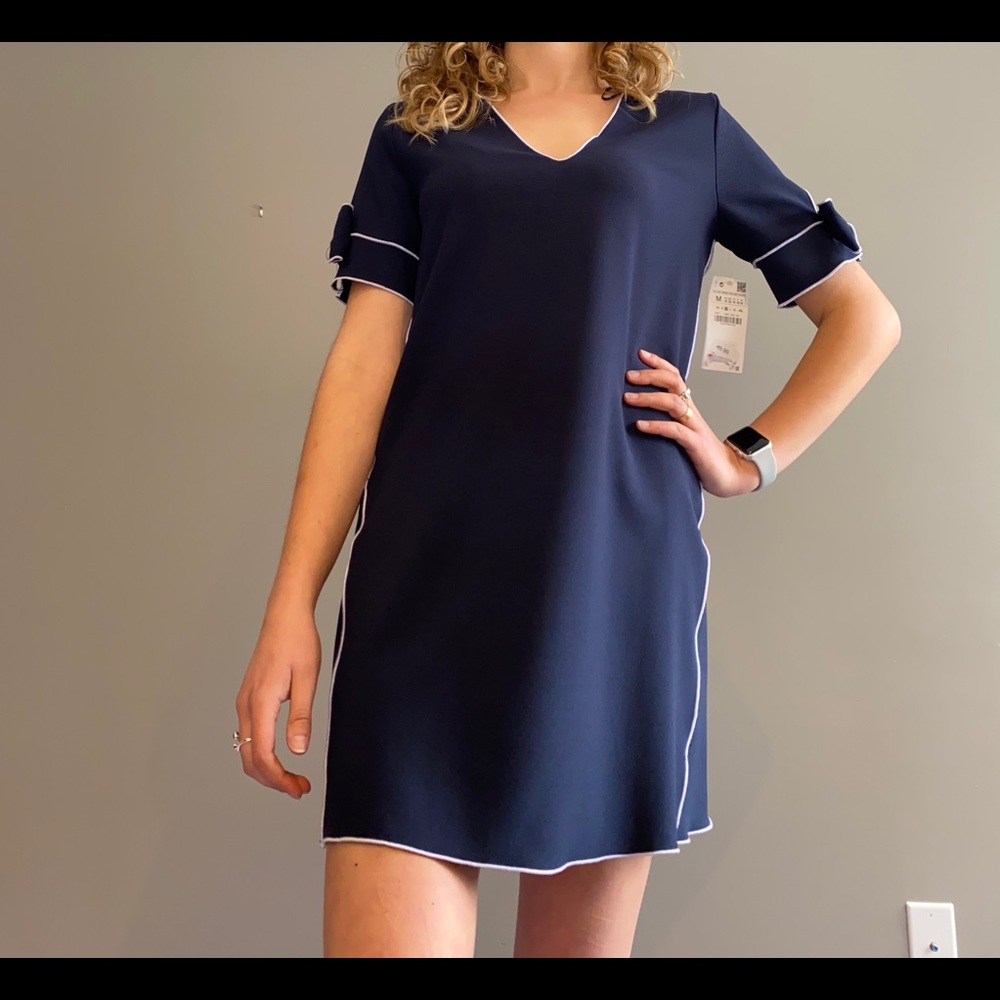 Never worn with tags navy blue Zara v-neck dress